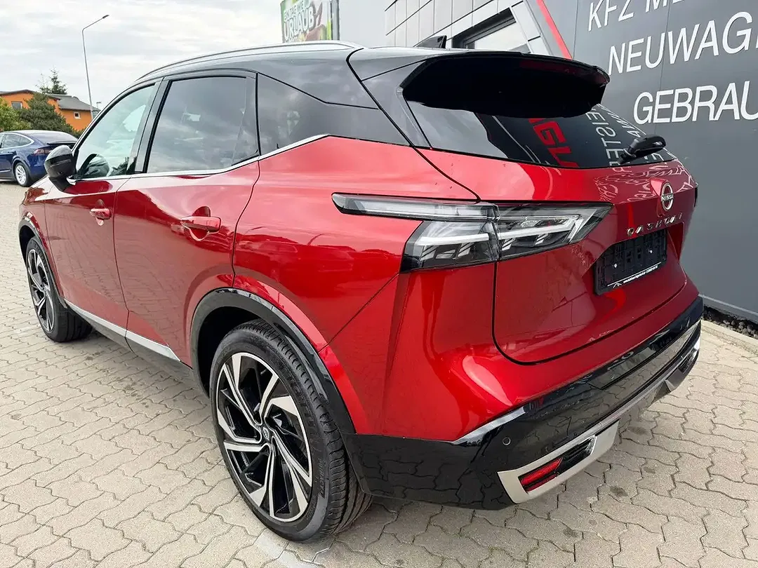 Nissan Qashqai - Thumbnail 2