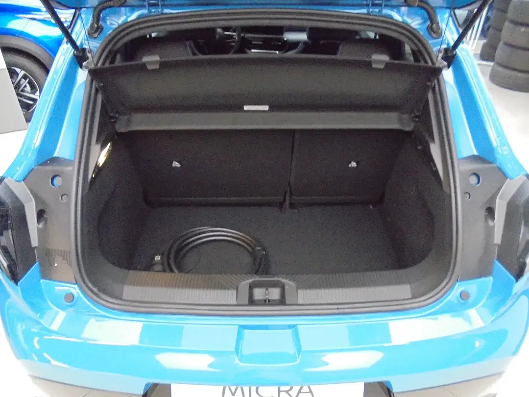 Nissan Micra - Thumbnail 8