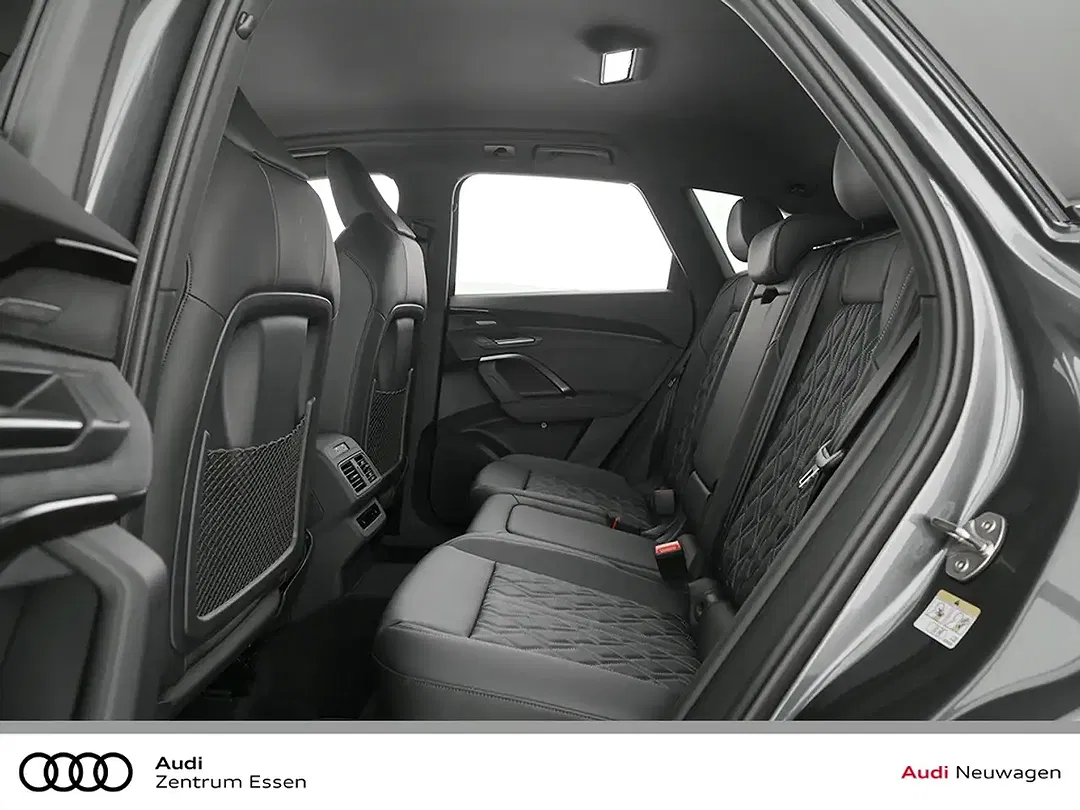 Audi SQ5 - Thumbnail 12