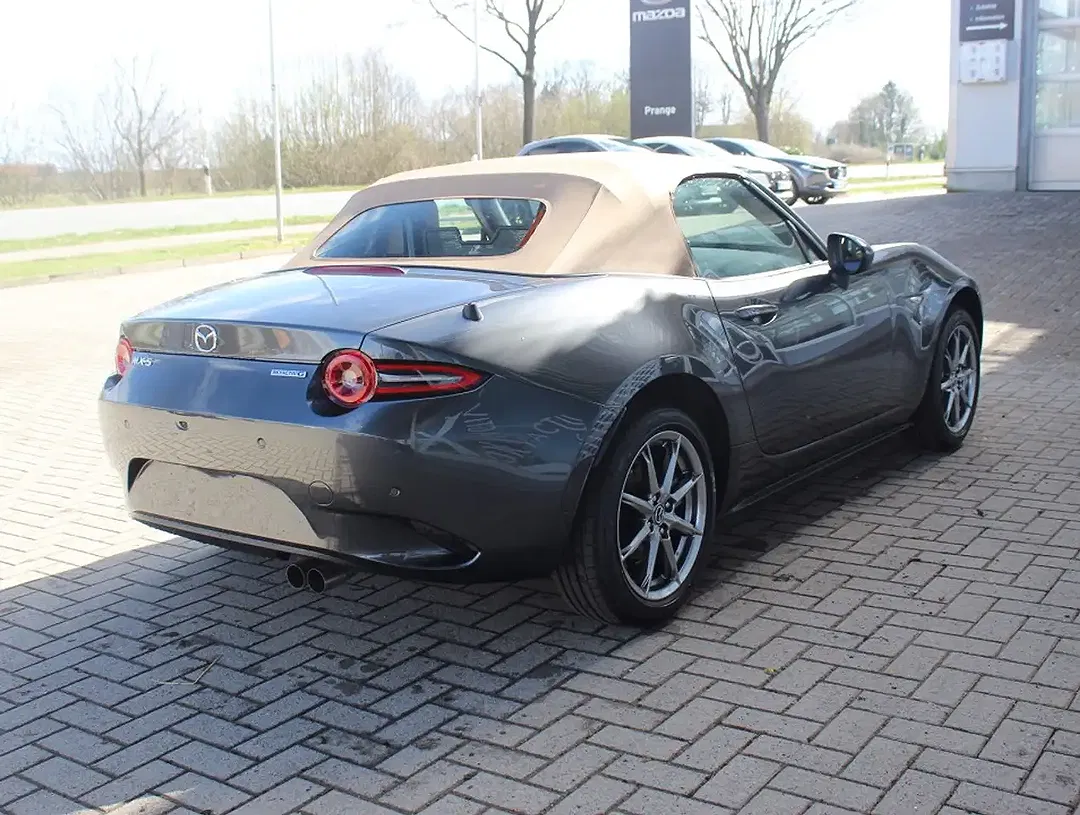 Mazda MX-5 - Thumbnail 6