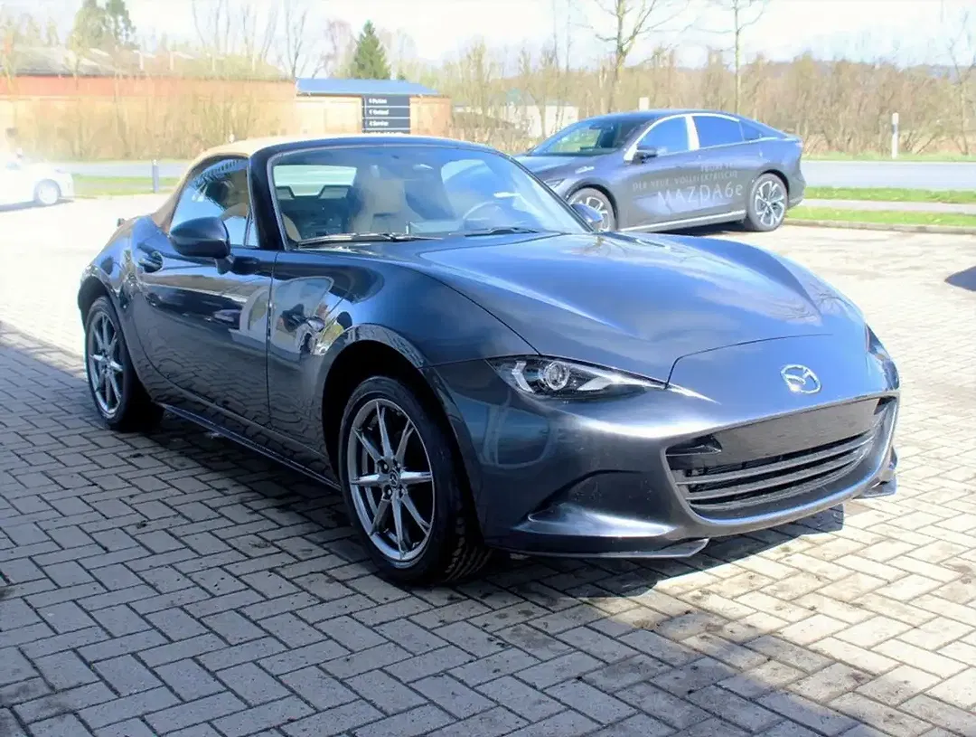 Mazda MX-5 - Thumbnail 7