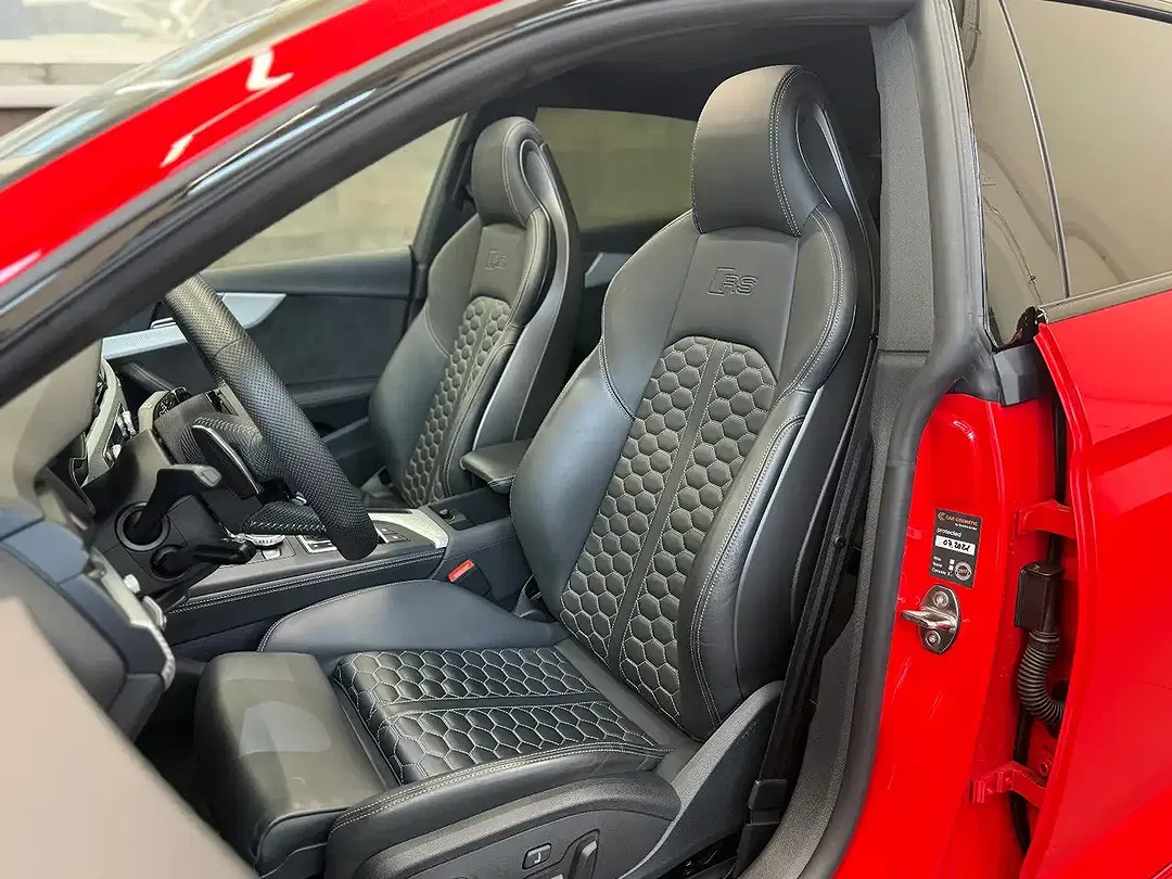 Audi RS5 - Thumbnail 3