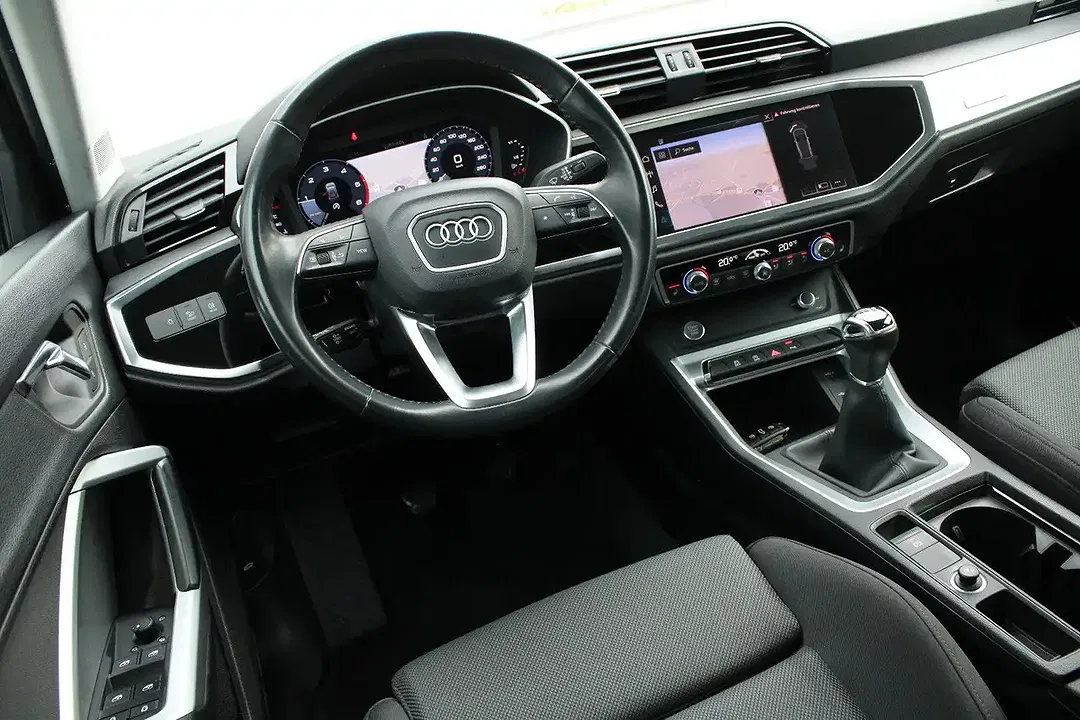 Audi Q3 - Thumbnail 10