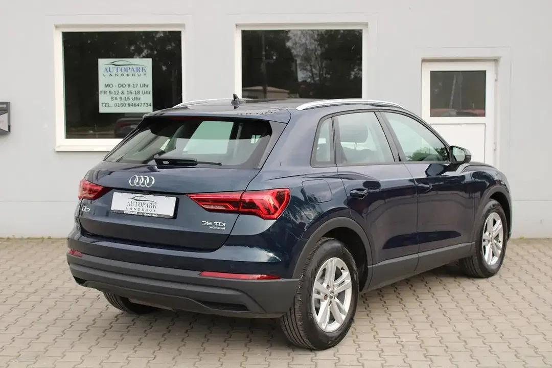Audi Q3 - Thumbnail 5