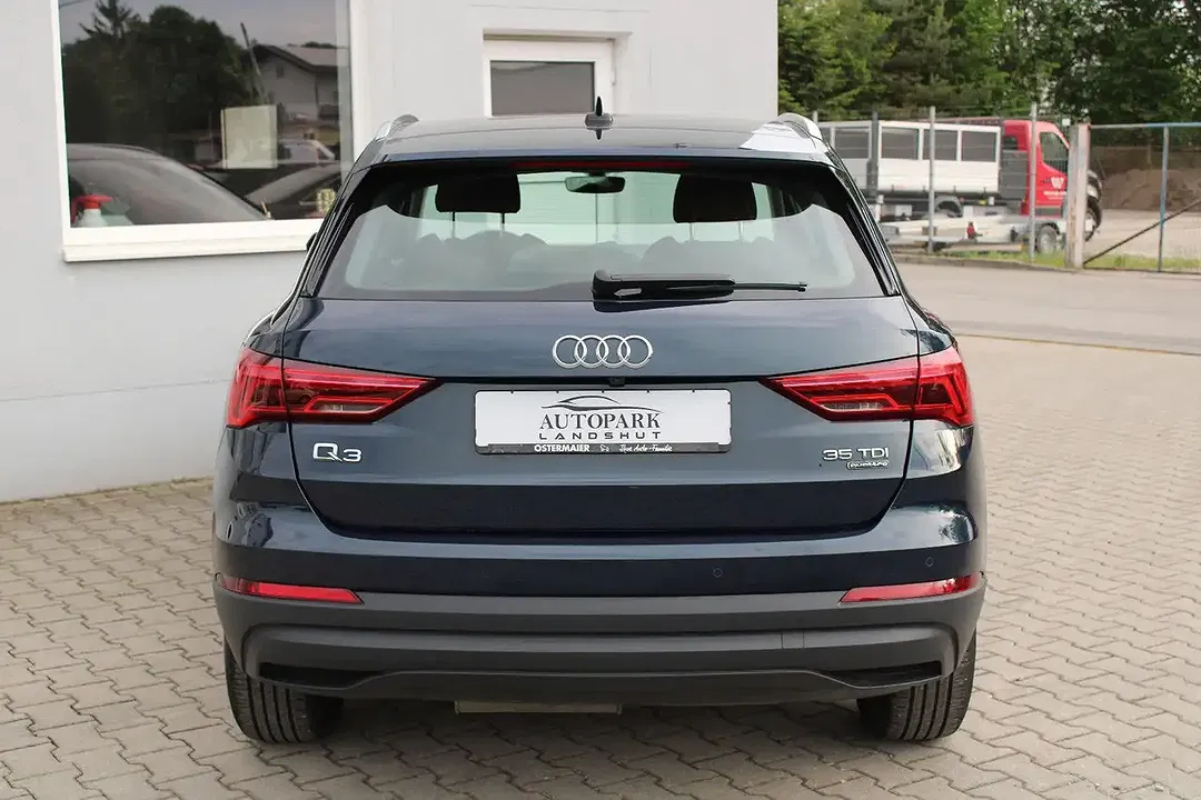 Audi Q3 - Thumbnail 6
