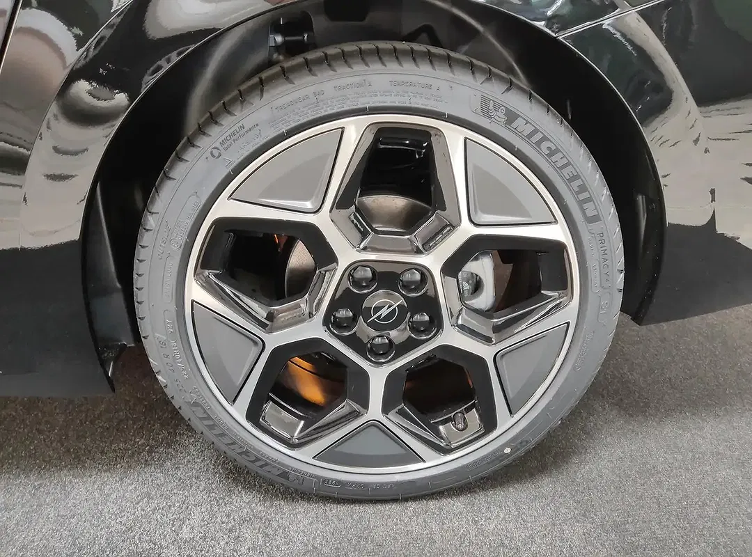 Opel Astra - Thumbnail 5