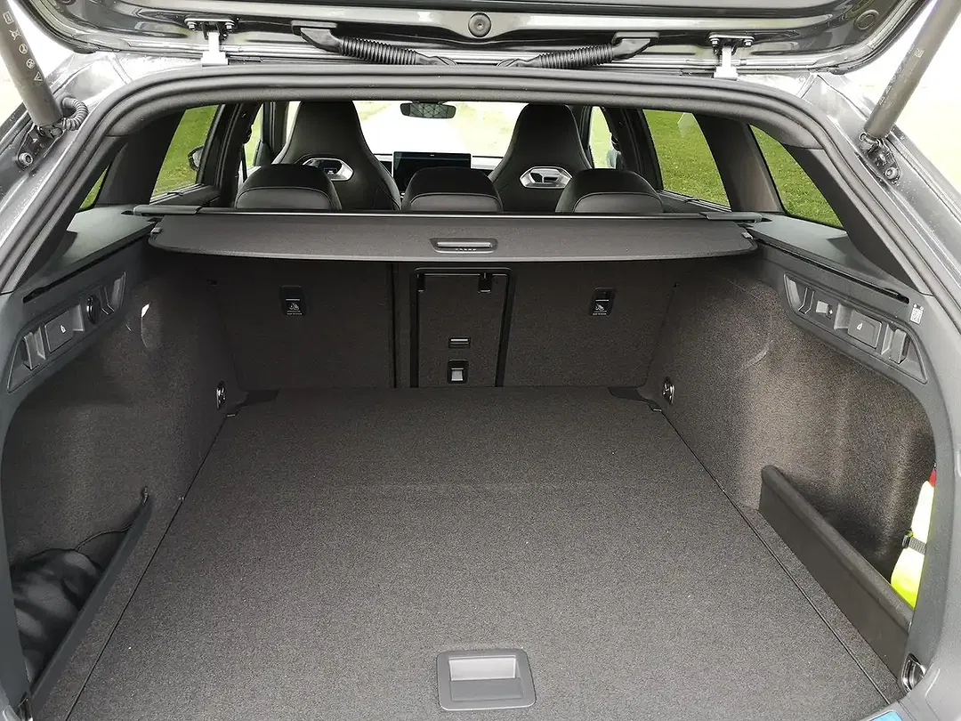 Volkswagen Passat Variant - Thumbnail 12