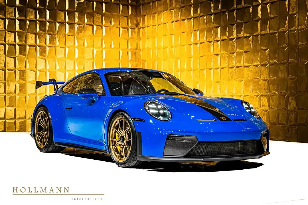 Porsche 992 - Thumbnail 1