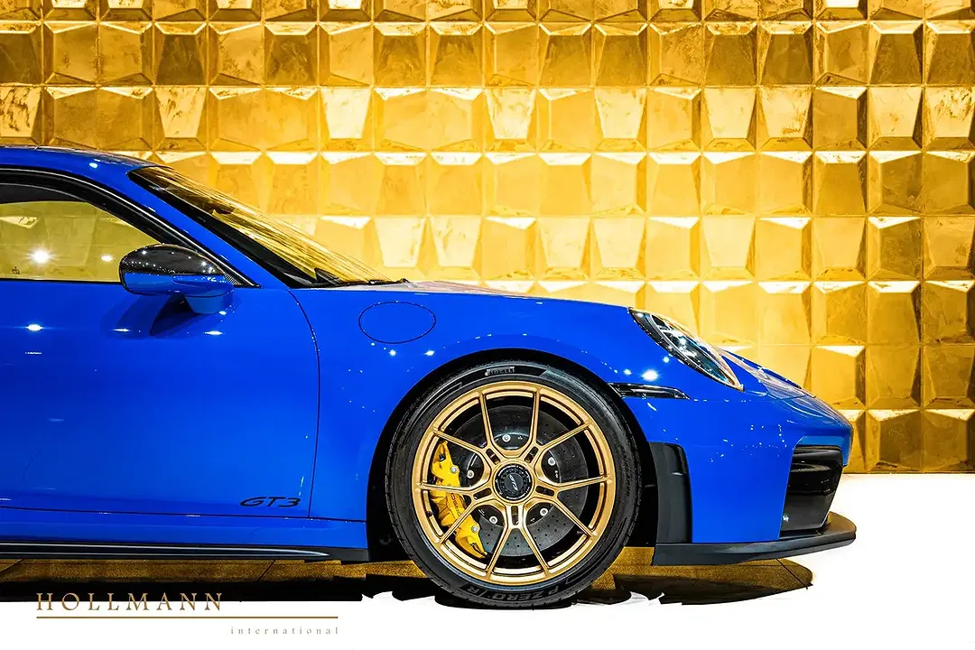Porsche 992 - Thumbnail 11