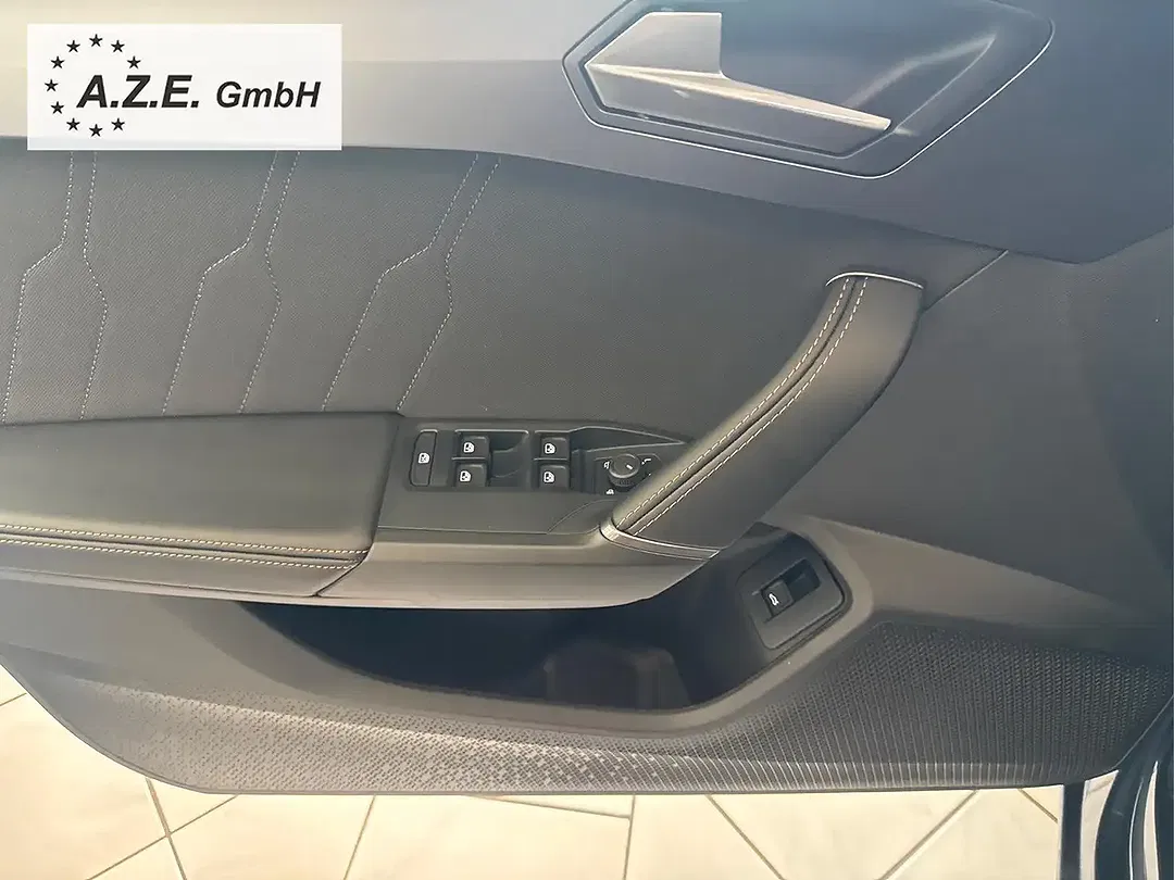 CUPRA Leon - Thumbnail 13
