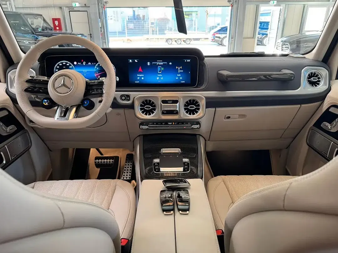 Mercedes-Benz G 63 AMG - Thumbnail 3