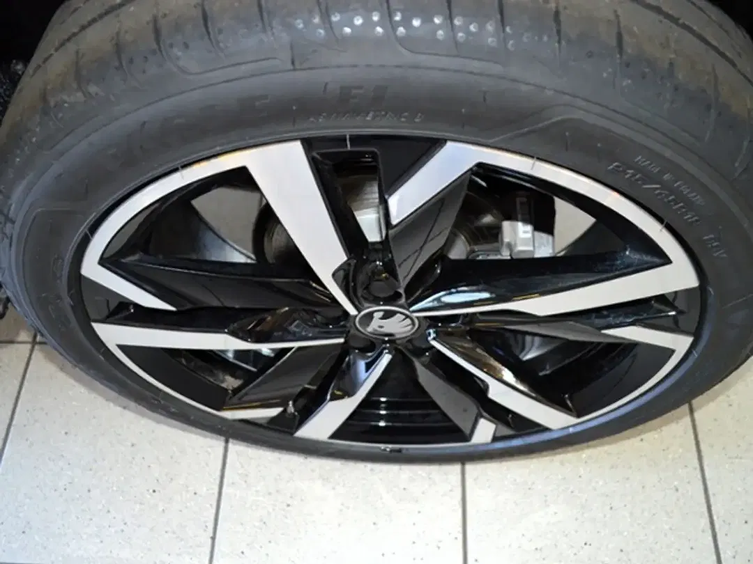 Skoda Kamiq - Thumbnail 14
