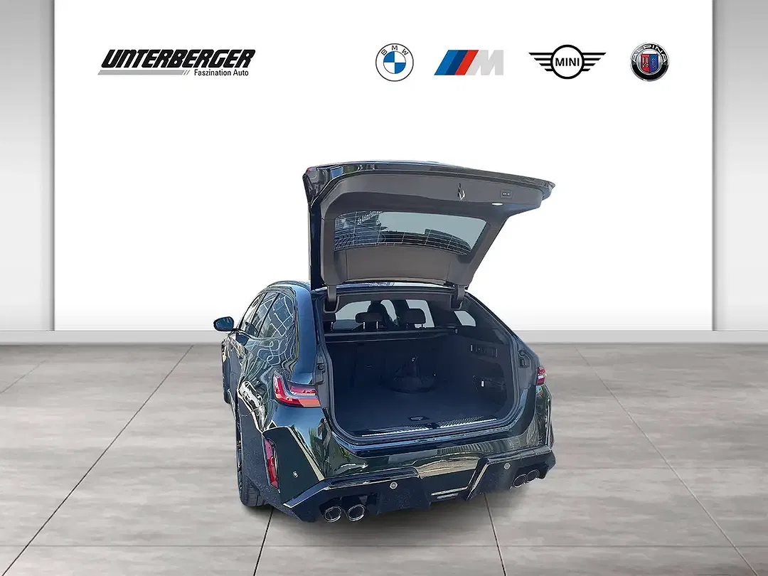 BMW M5 - Thumbnail 12