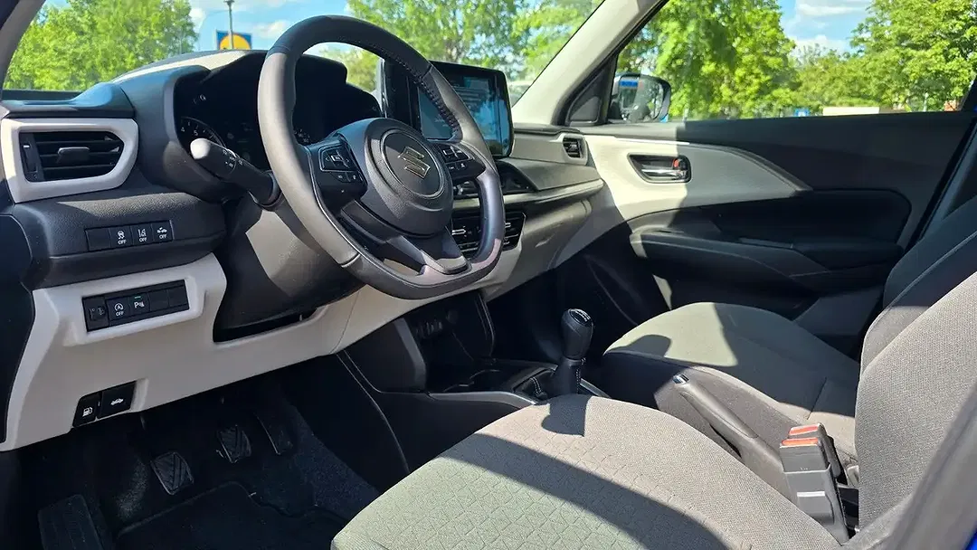 Suzuki Swift - Thumbnail 15