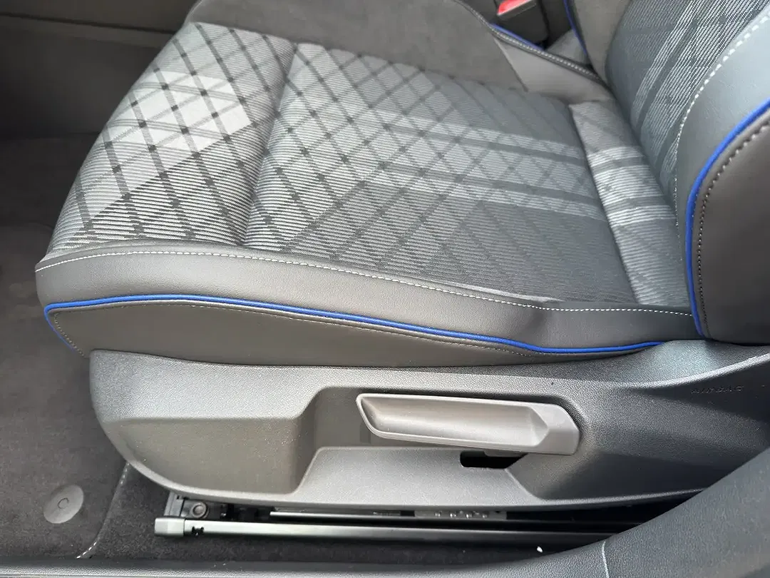 Volkswagen Golf Variant - Thumbnail 14