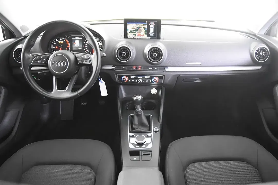 Audi A3 - Thumbnail 2
