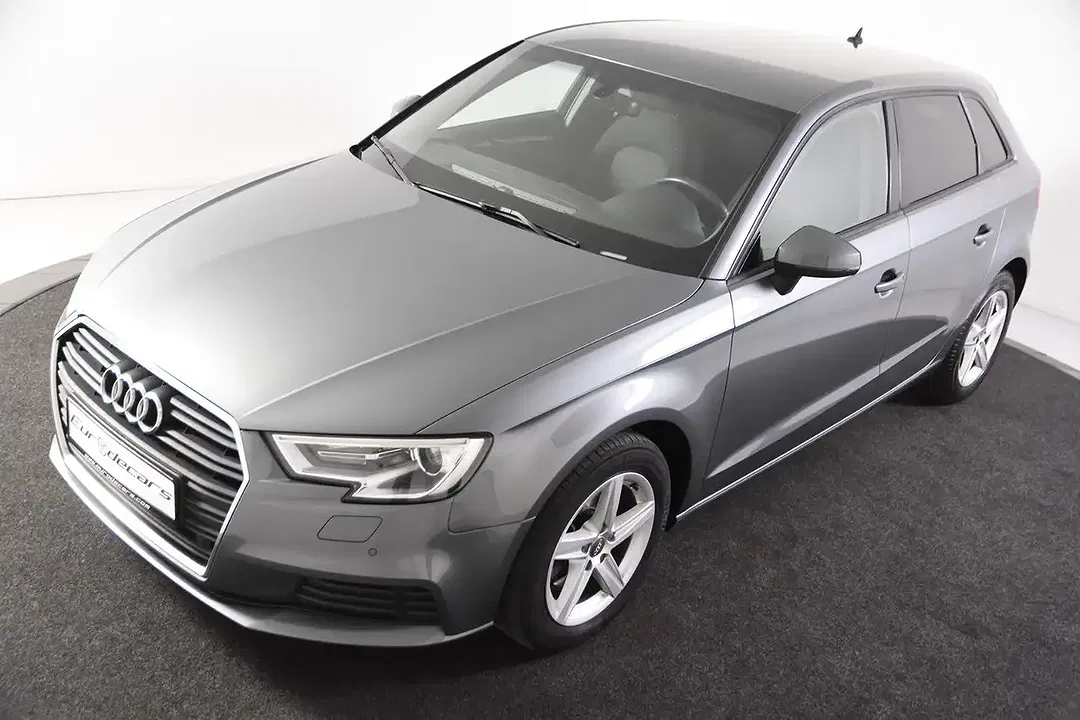 Audi A3 - Thumbnail 4