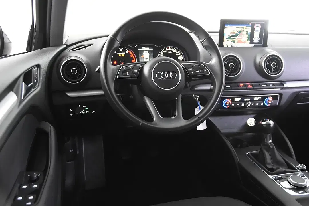 Audi A3 - Thumbnail 9