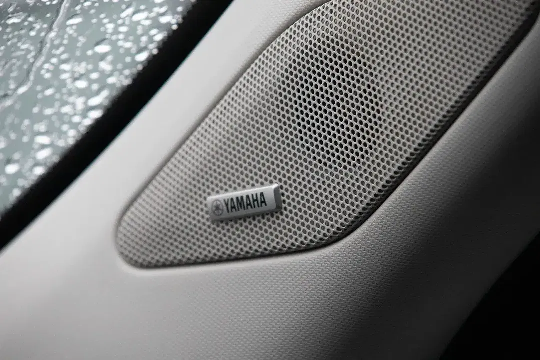 Mitsubishi Outlander - Thumbnail 10