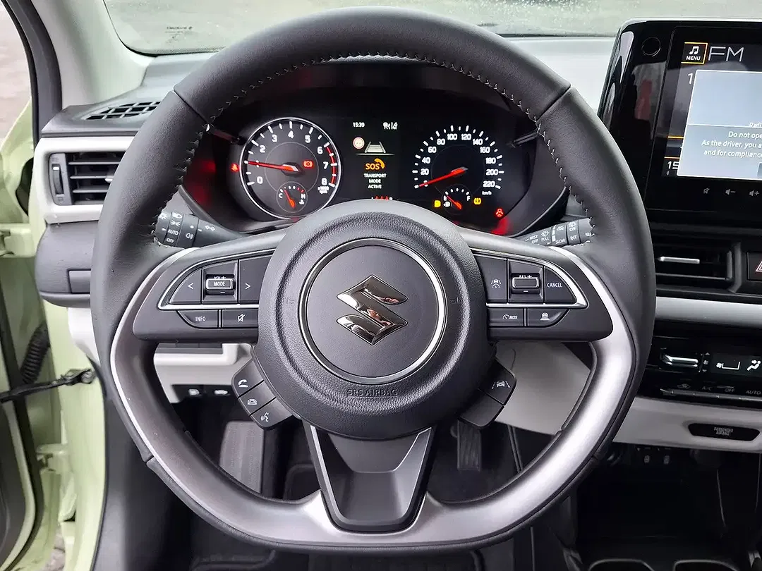 Suzuki Swift - Thumbnail 12