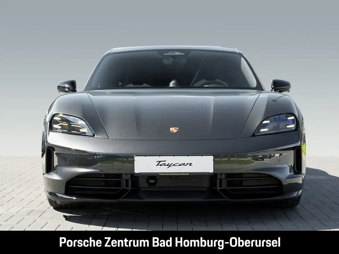 Porsche Taycan - Thumbnail 2