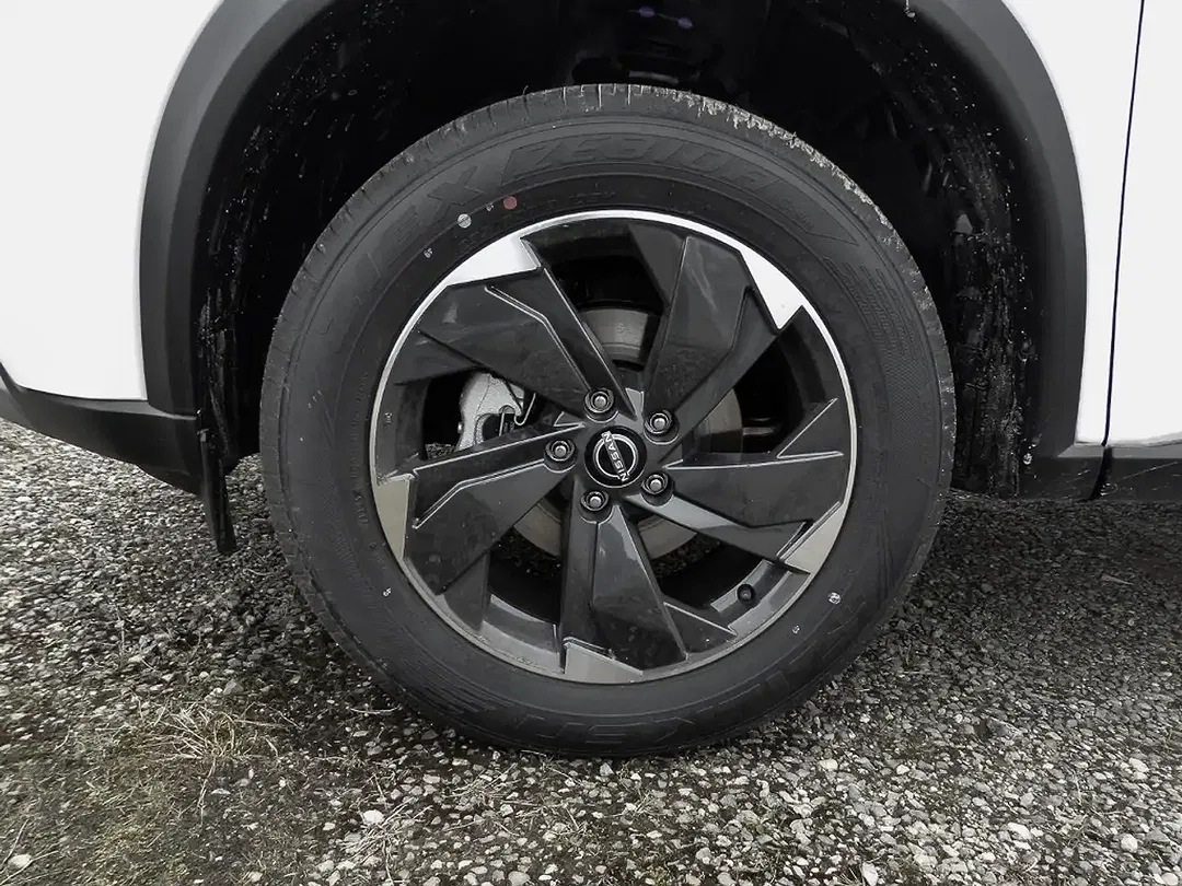 Nissan X-Trail - Thumbnail 3