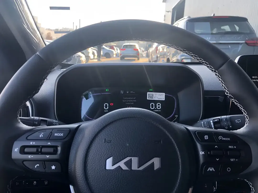 Kia Picanto - Thumbnail 9