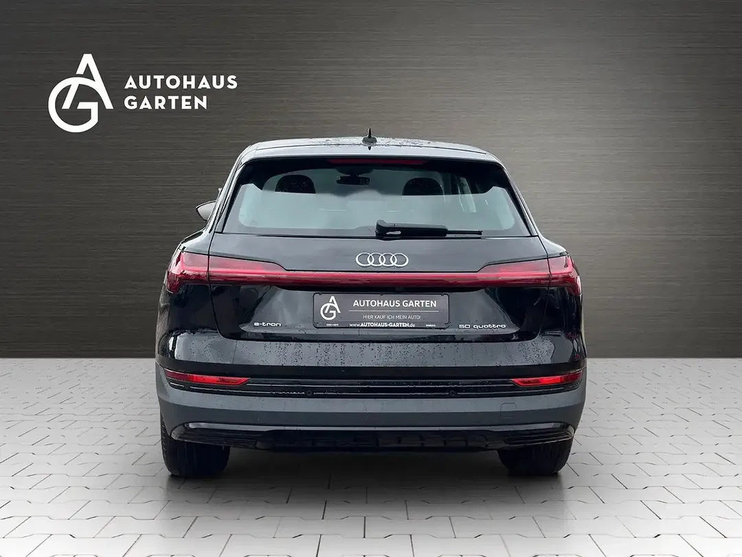 Audi e-tron - Thumbnail 5