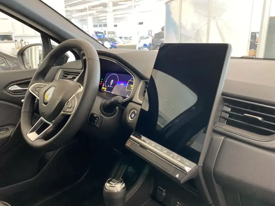 Renault Captur - Thumbnail 11