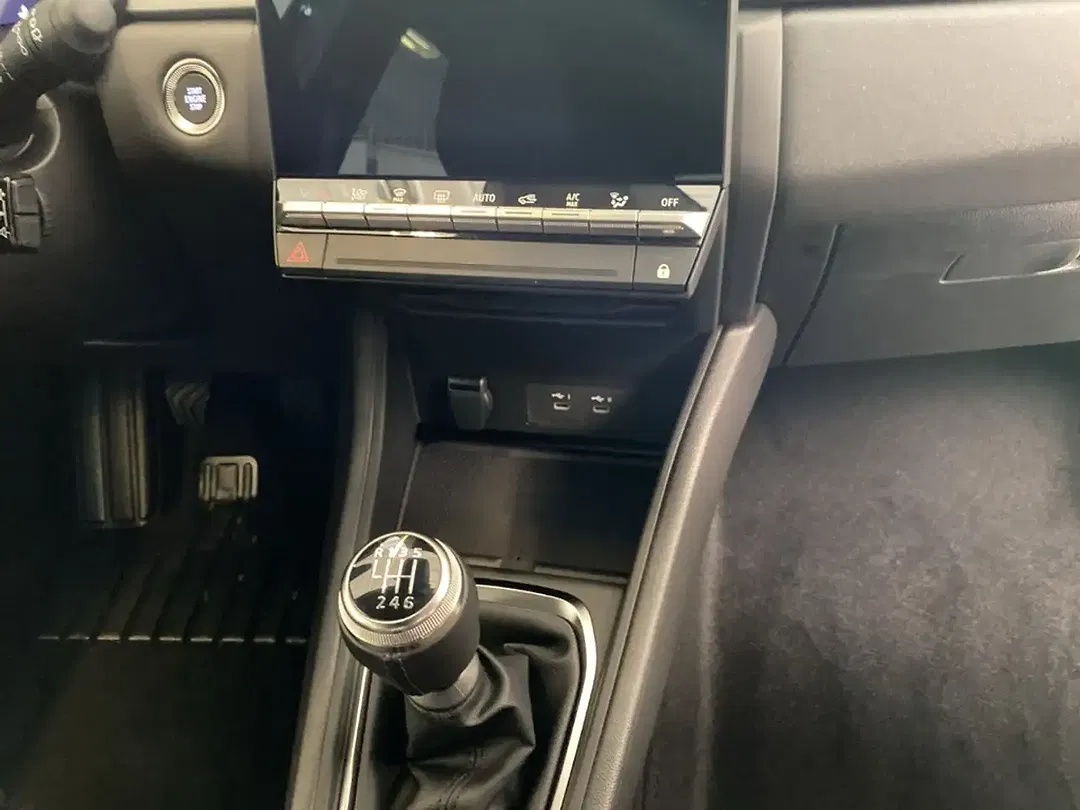 Renault Captur - Thumbnail 8
