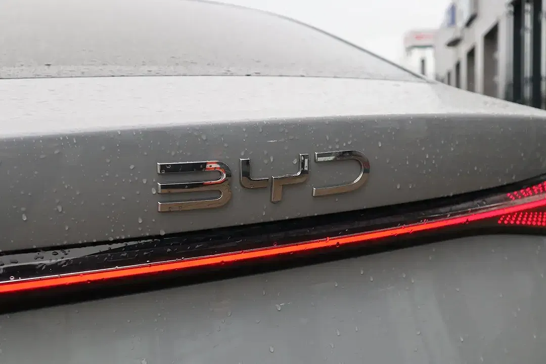 BYD Seal - Thumbnail 10