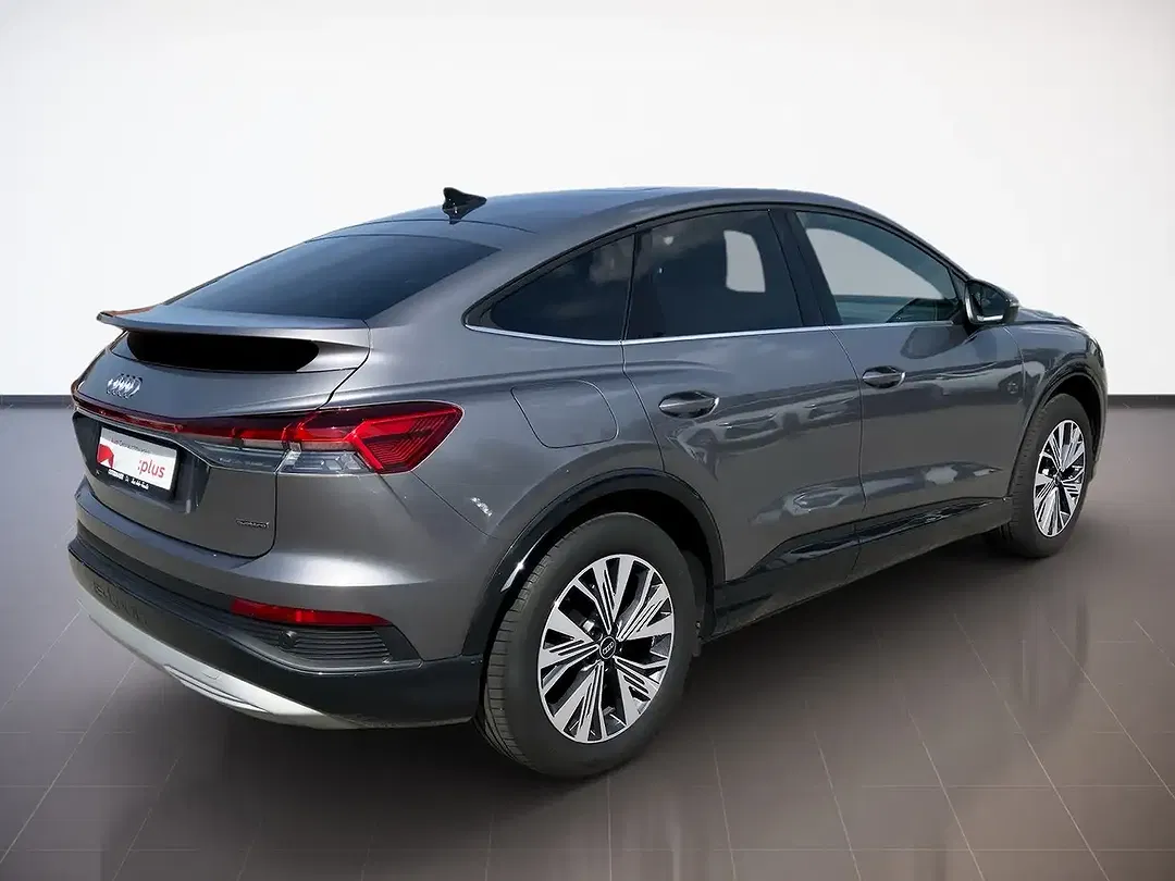Audi Q4 e-tron - Thumbnail 3