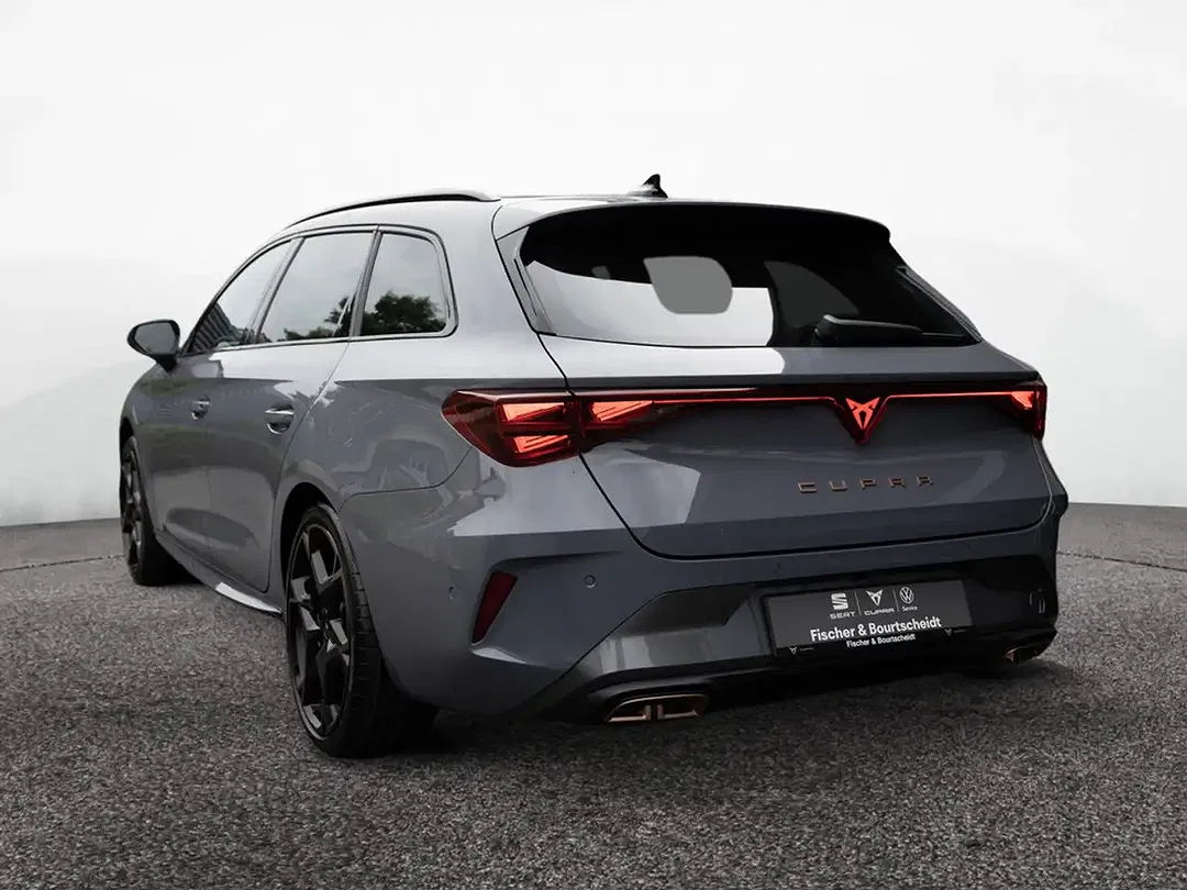 CUPRA Leon - Thumbnail 3