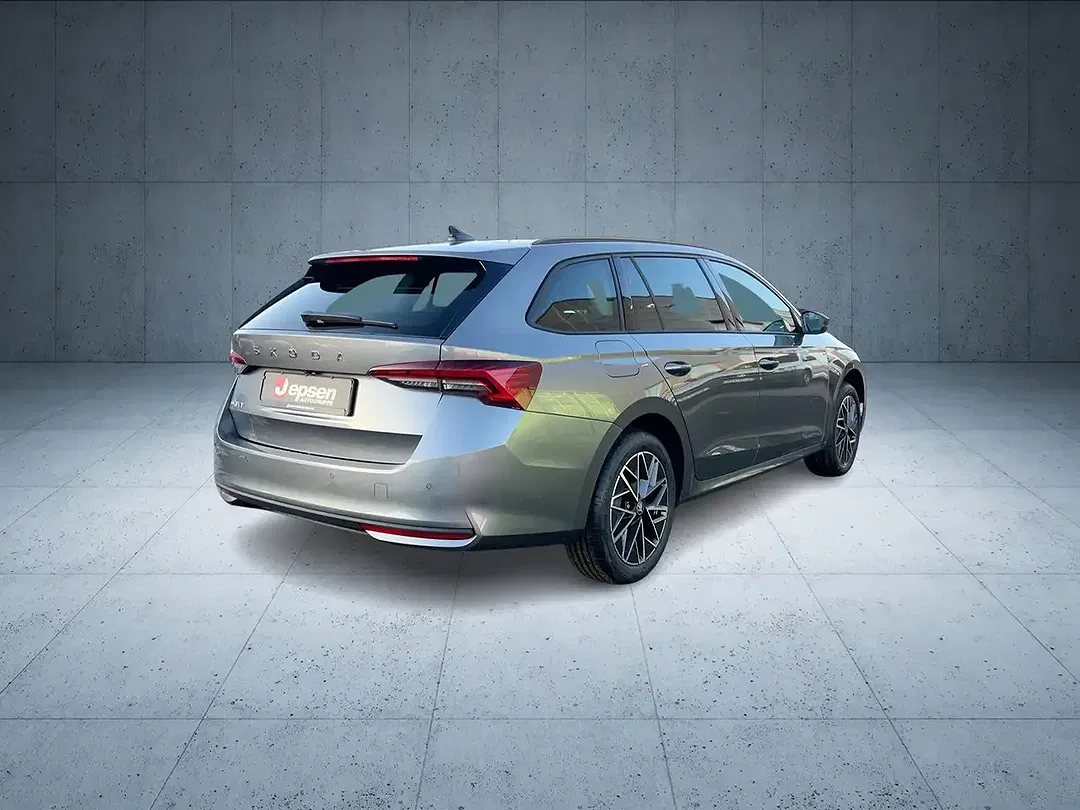 Skoda Octavia - Thumbnail 5