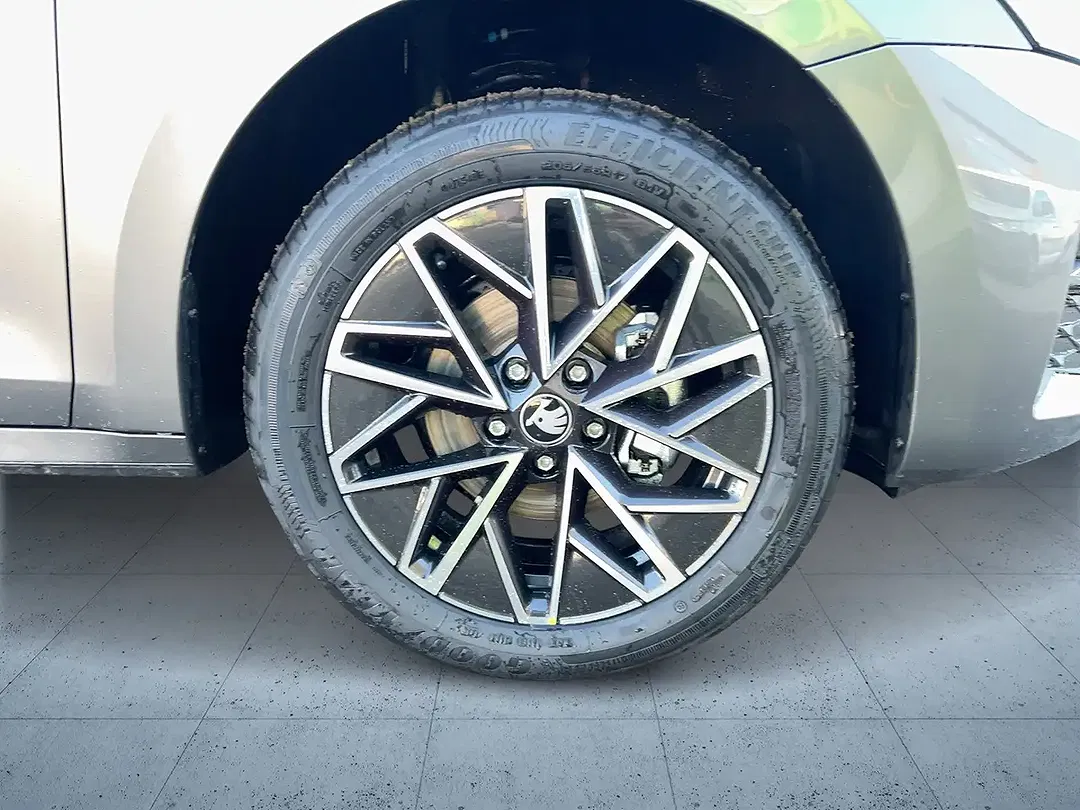 Skoda Octavia - Thumbnail 7