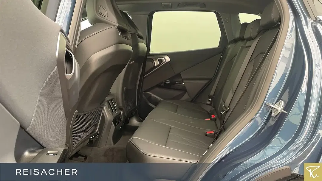BMW X3 - Thumbnail 8