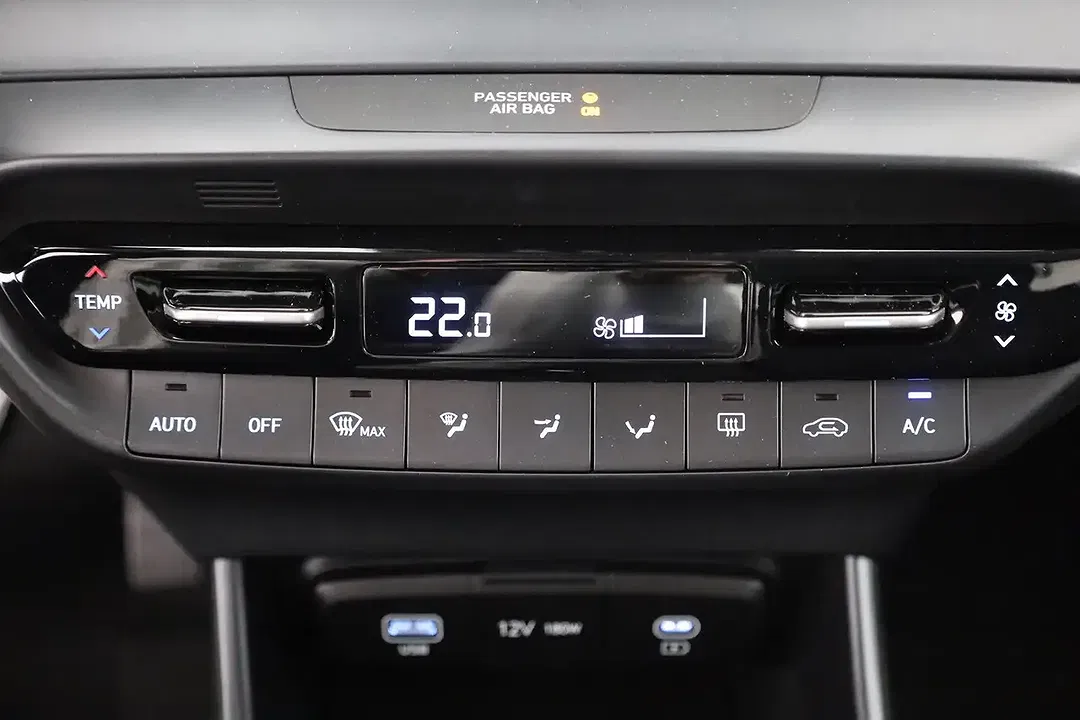 Hyundai i20 - Thumbnail 11