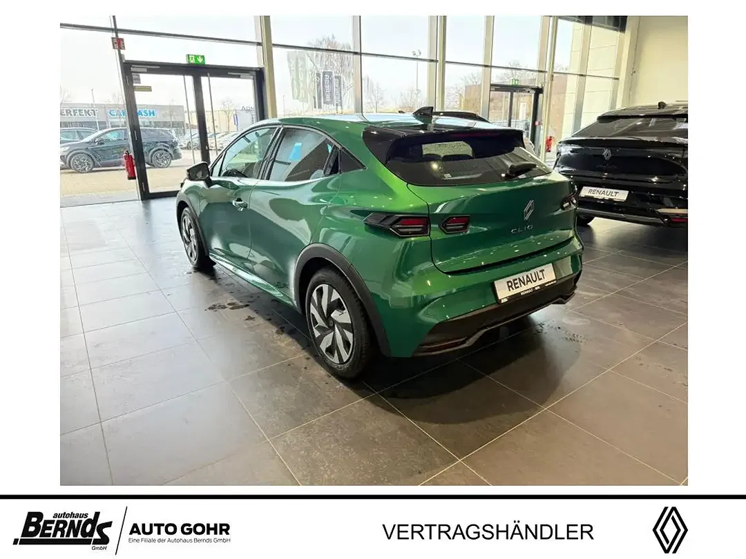 Renault Clio - Thumbnail 3