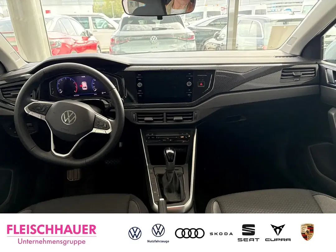 Volkswagen Polo - Thumbnail 6