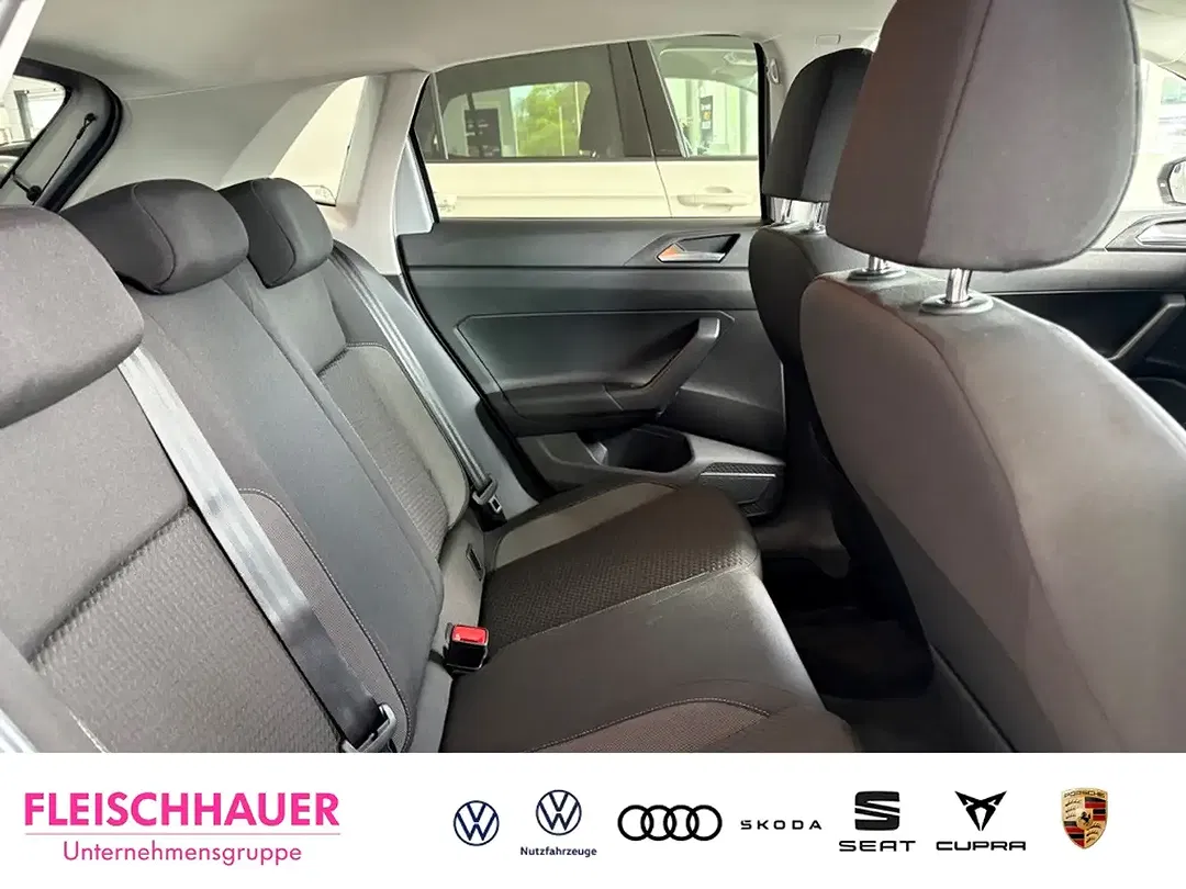 Volkswagen Polo - Thumbnail 7
