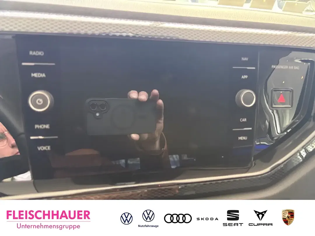 Volkswagen Polo - Thumbnail 9