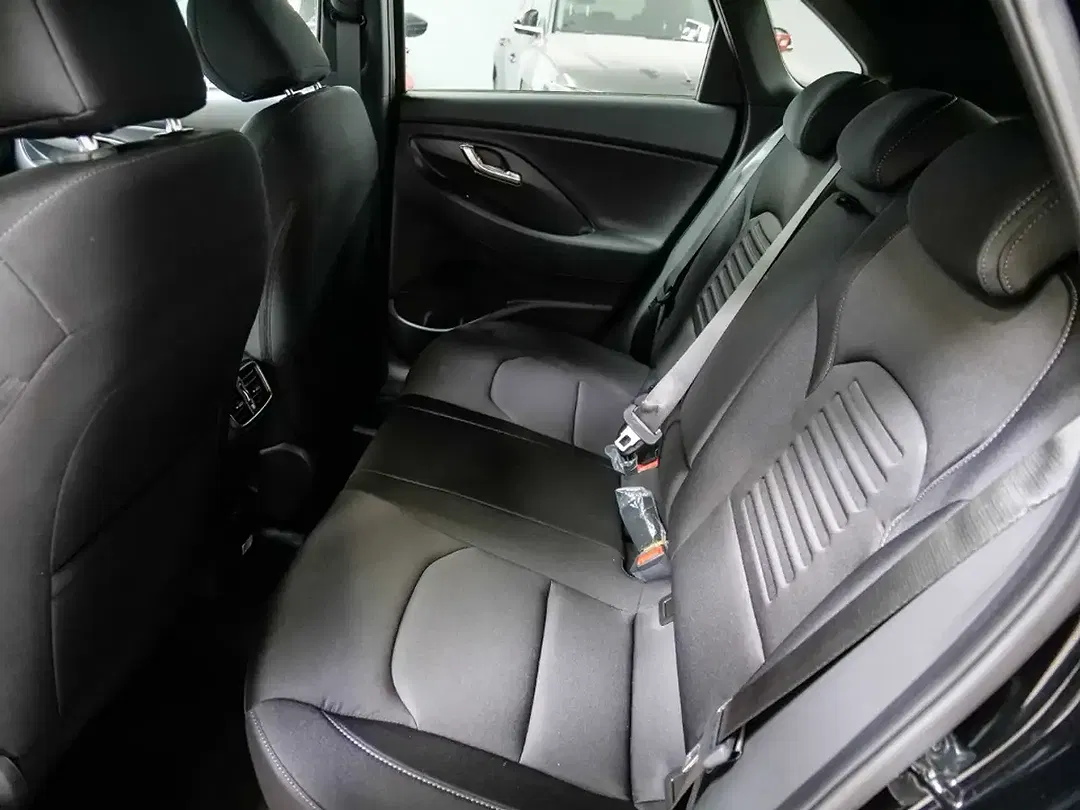 Hyundai i30 - Thumbnail 8