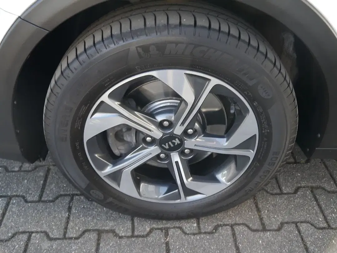 Kia XCeed - Thumbnail 11