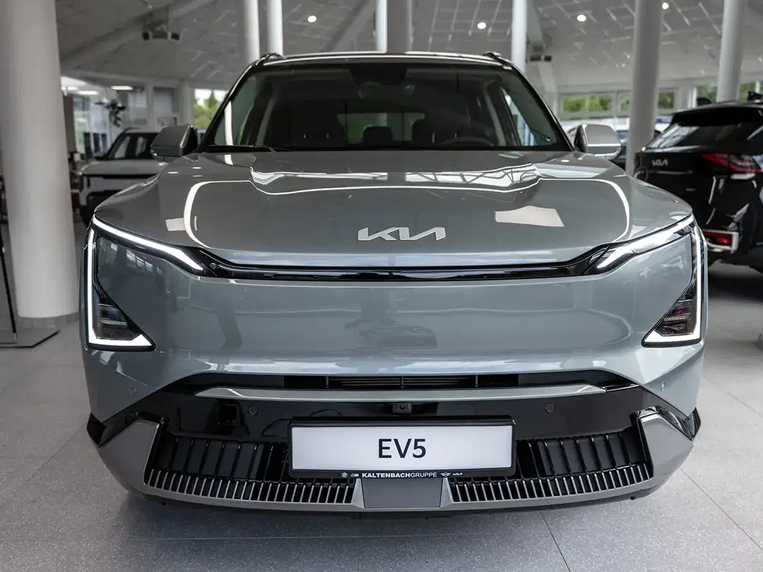 Kia EV5 - Thumbnail 2