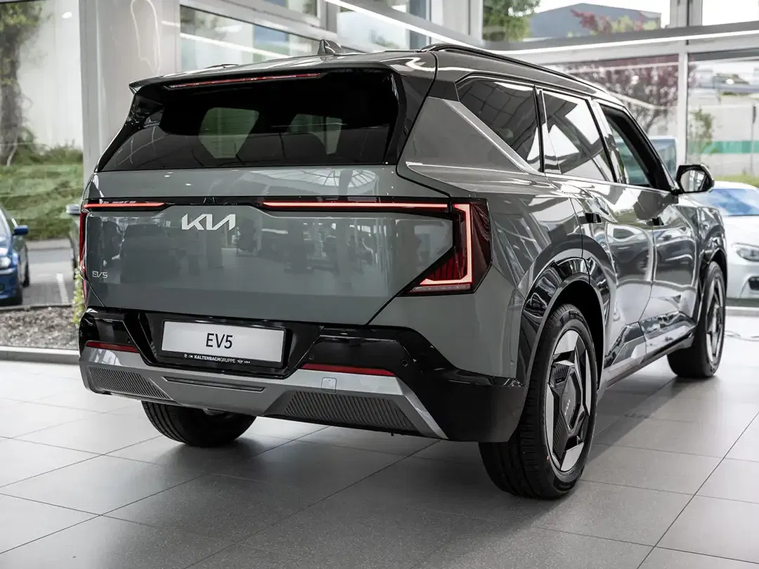 Kia EV5 - Thumbnail 3