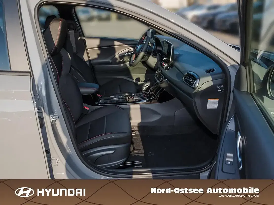Hyundai i30 - Thumbnail 14