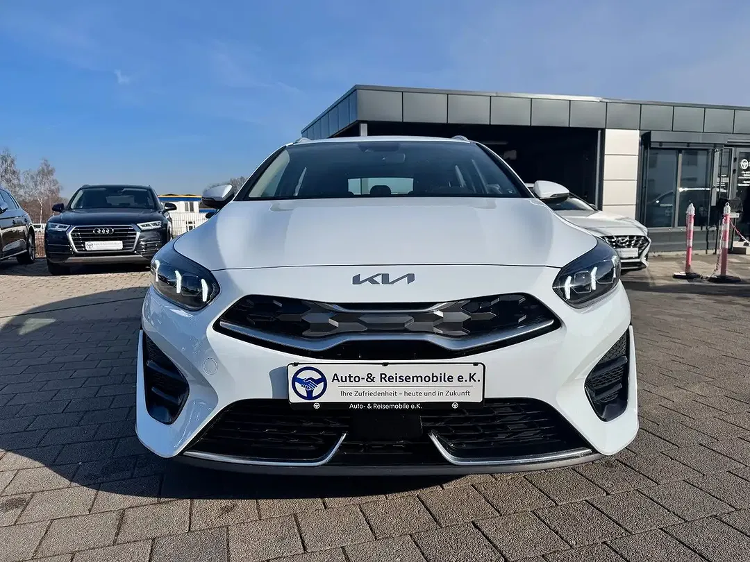 Kia Ceed SW / cee'd SW - Thumbnail 2