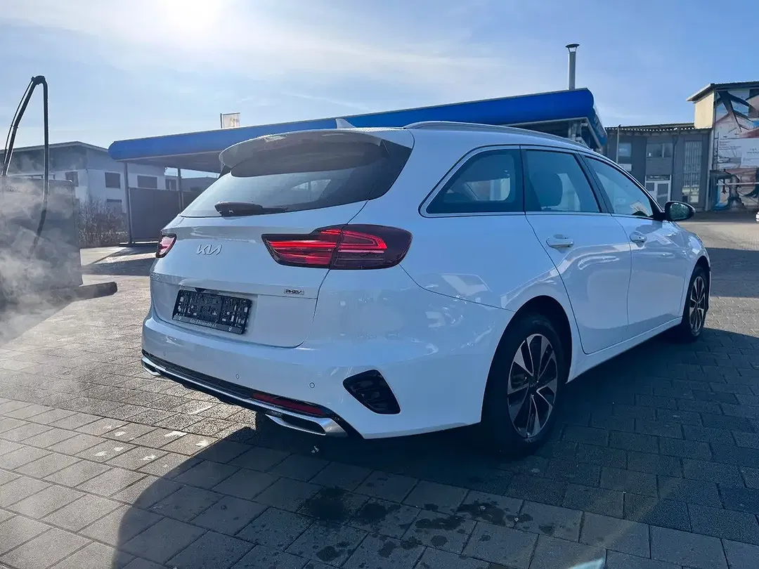 Kia Ceed SW / cee'd SW - Thumbnail 5