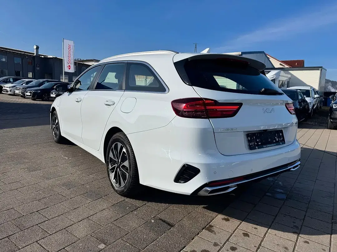 Kia Ceed SW / cee'd SW - Thumbnail 6