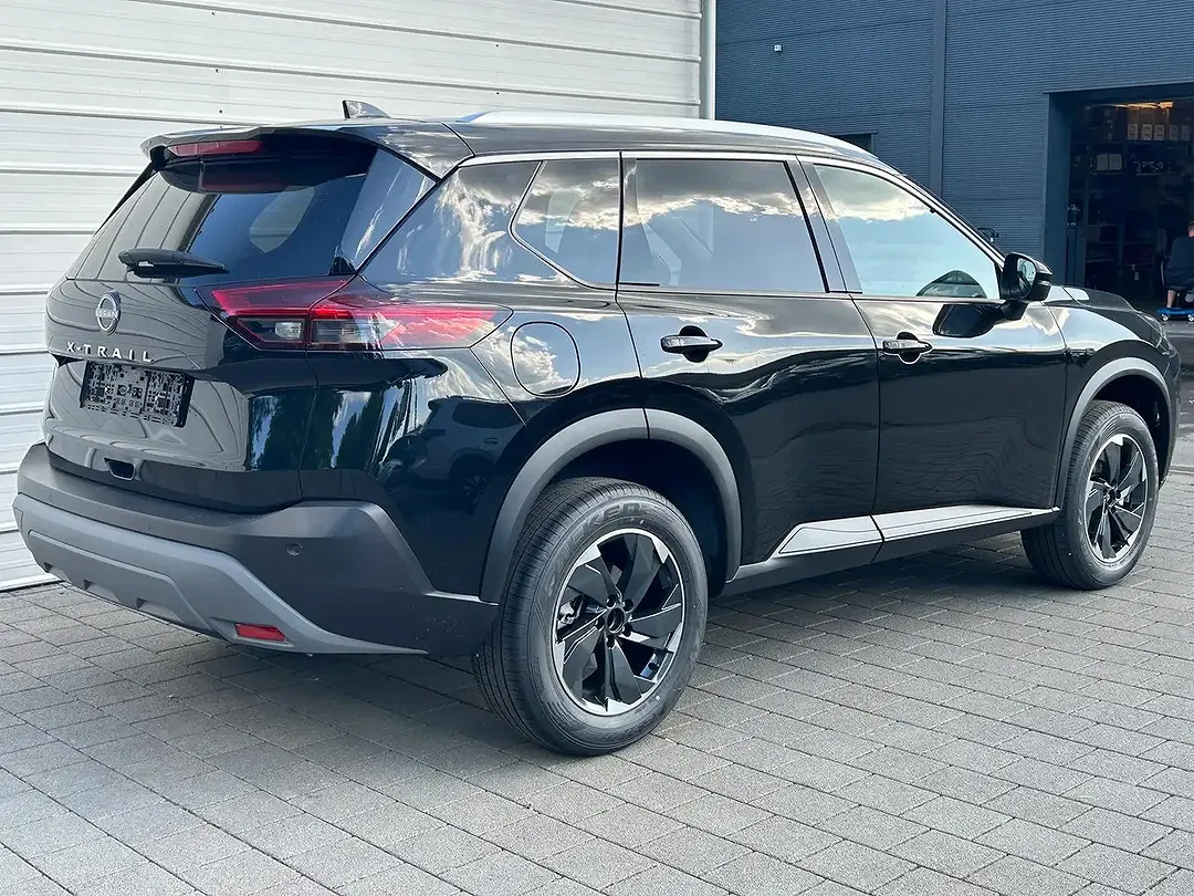 Nissan X-Trail - Thumbnail 4